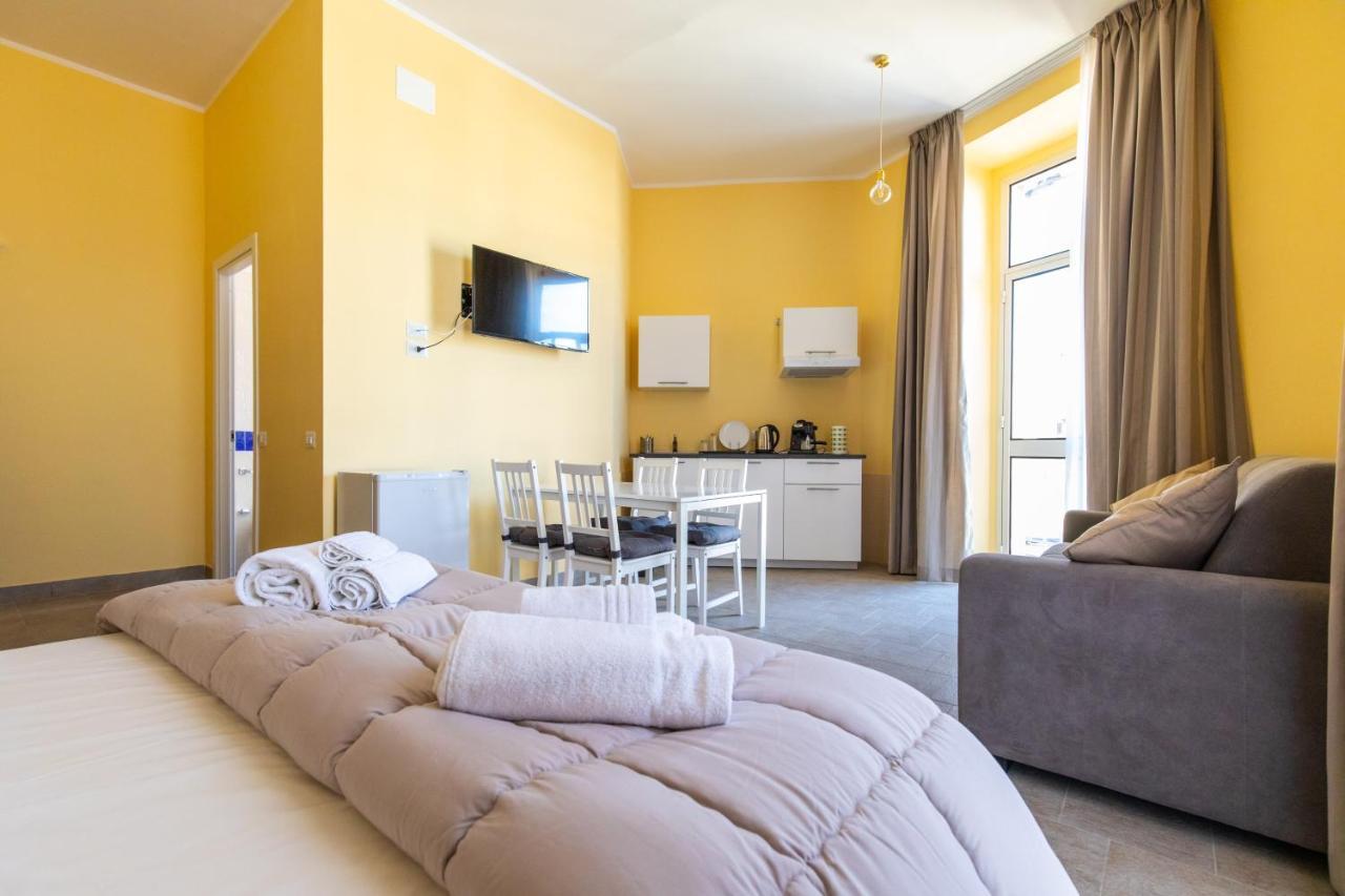 B&B Trianon Неаполь Экстерьер фото